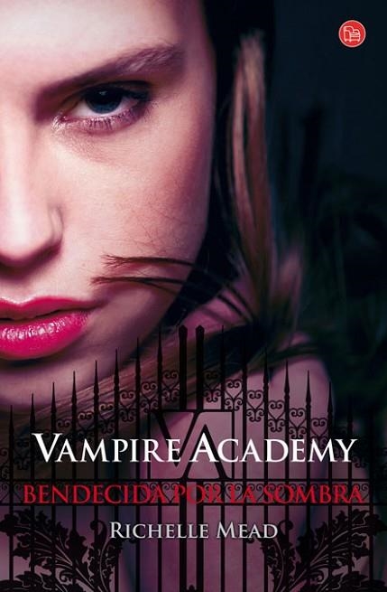 VAMPIRE ACADEMY. BENDECIDA POR LA SOMBRA | 9788466325837 | MEAD, RICHELLE | Llibreria Drac - Librería de Olot | Comprar libros en catalán y castellano online