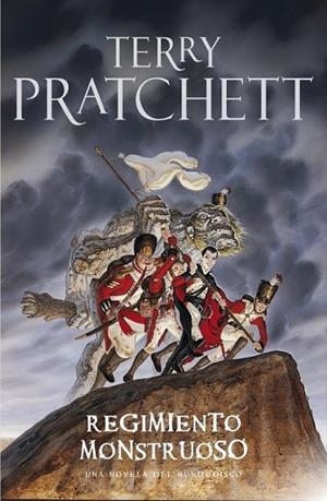 REGIMIENTO MONSTRUOSO | 9788401337581 | PRATCHETT, TERRY | Llibreria Drac - Librería de Olot | Comprar libros en catalán y castellano online
