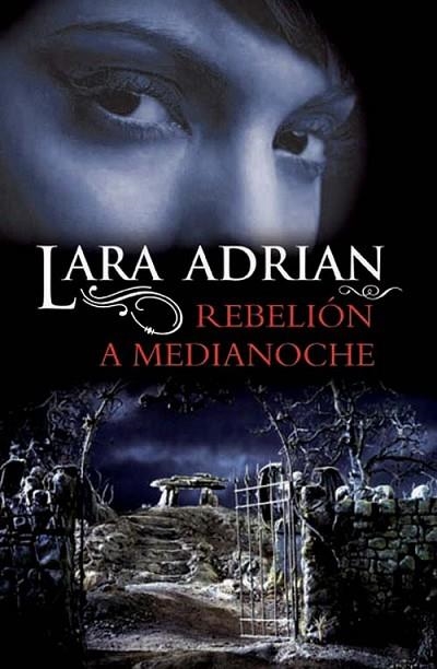 REBELION A MEDIANOCHE | 9788492617395 | ADRIAN, LARA | Llibreria Drac - Librería de Olot | Comprar libros en catalán y castellano online