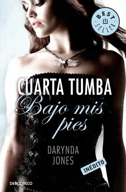 CUARTA TUMBA. BAJO MIS PIES | 9788490323106 | JONES, DARYNDA | Llibreria Drac - Llibreria d'Olot | Comprar llibres en català i castellà online