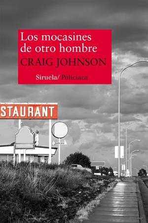 MOCASINES DE OTRO HOMBRE, LOS  | 9788416280445 | JOHNSON, CRAIG | Llibreria Drac - Llibreria d'Olot | Comprar llibres en català i castellà online