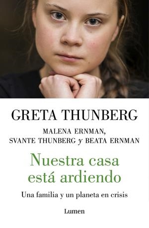NUESTRA CASA ESTÁ ARDIENDO | 9788426407375 | THUNBERG, GRETA; AA.DD. | Llibreria Drac - Llibreria d'Olot | Comprar llibres en català i castellà online