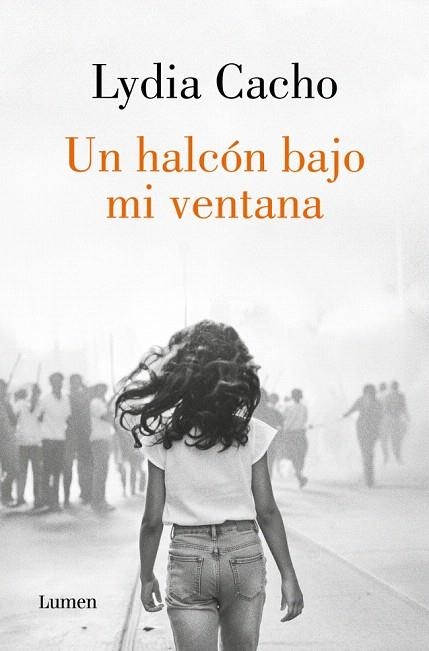 HALCÓN BAJO MI VENTANA, UN | 9788426434210 | CACHO, LYDIA | Llibreria Drac - Librería de Olot | Comprar libros en catalán y castellano online