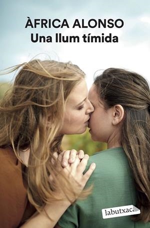 LLUM TÍMIDA, UNA | 9791387802592 | ALONSO, ÀFRICA | Llibreria Drac - Llibreria d'Olot | Comprar llibres en català i castellà online